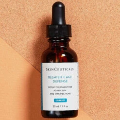 SkinCeuticals SKIN CEUTICALS BLEMISH + AGE DEFENSE Sérum Anti-Imperfections 30ml -Magasin De Produits De Soins skin ceuticals blemish age defense serum anti imperfections 30ml 4